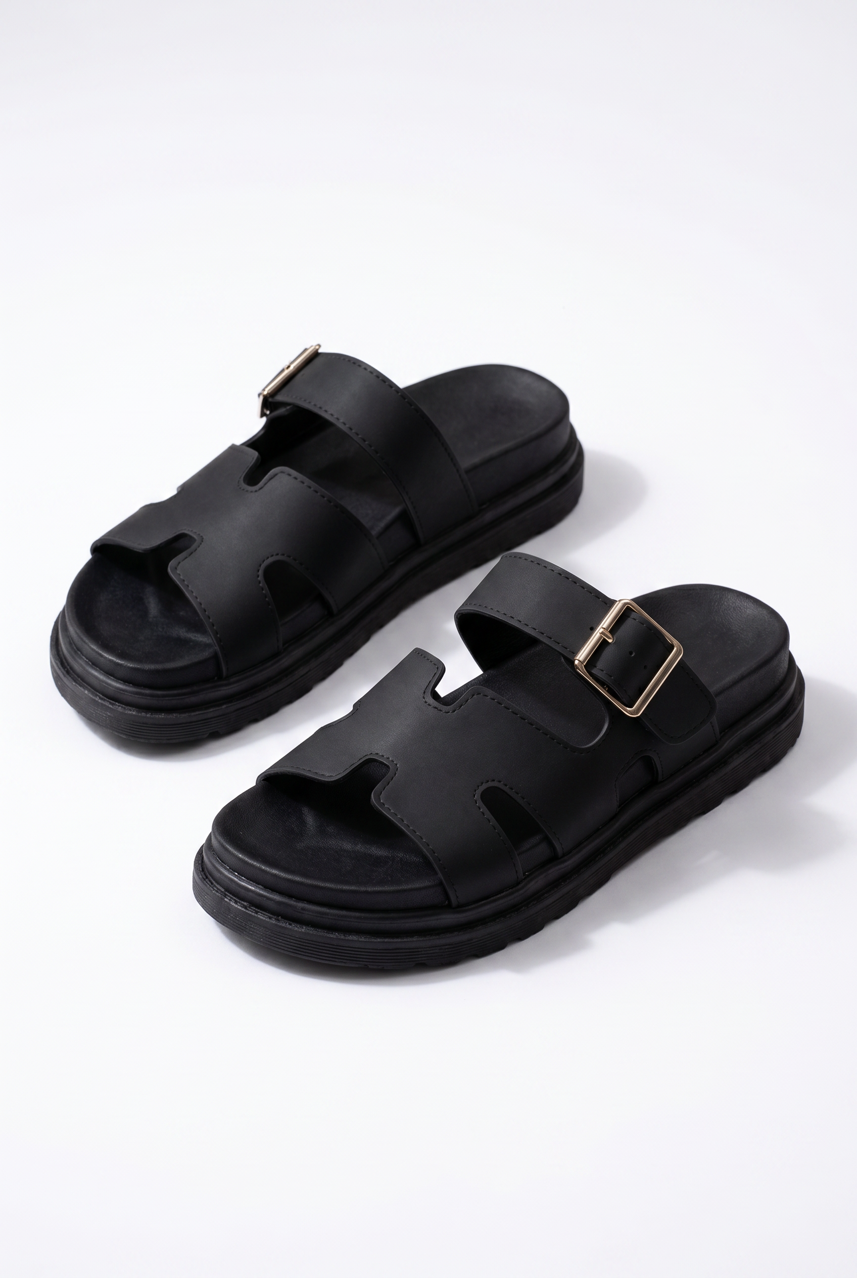 Elara Marlowe Black Sandals - Hero 45 Degree
